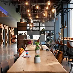 Moxy Fountainbridge Ξενοδοχείο