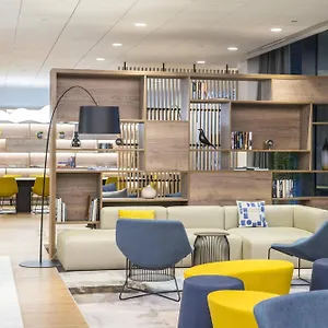 4* Otel Courtyard By Marriott West