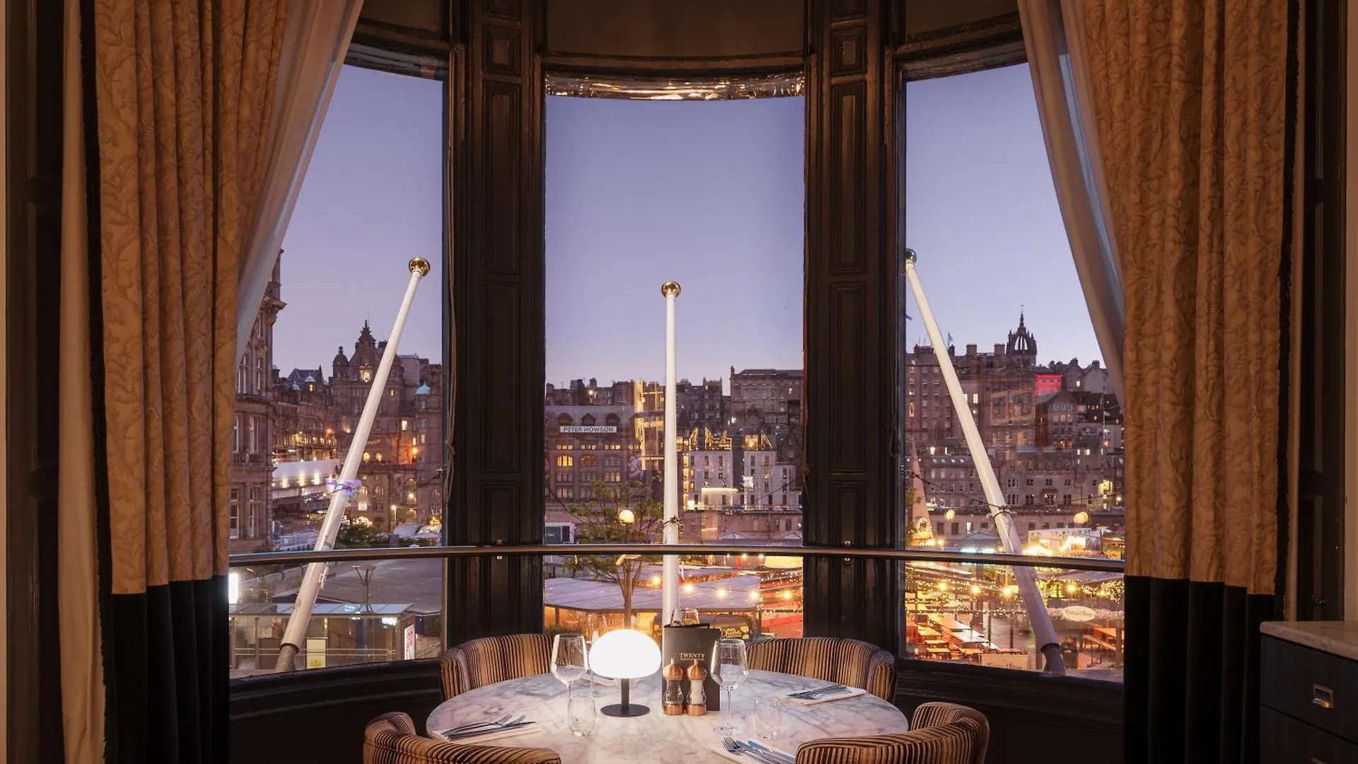 Hotel Indigo - Edinburgh - Princes Street By Ihg 4*,  Birleşik Krallık