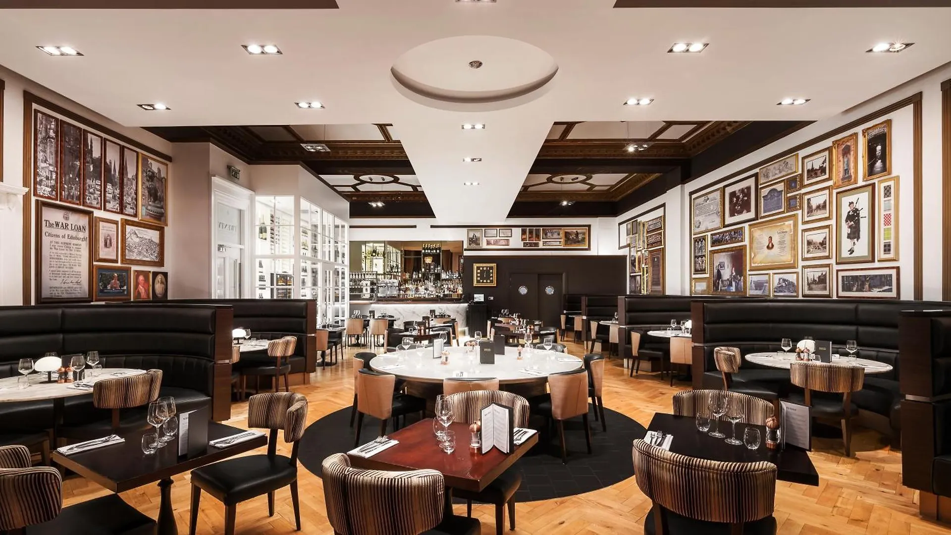 Hotel Indigo - Edinburgh - Princes Street By Ihg 4*,  Birleşik Krallık