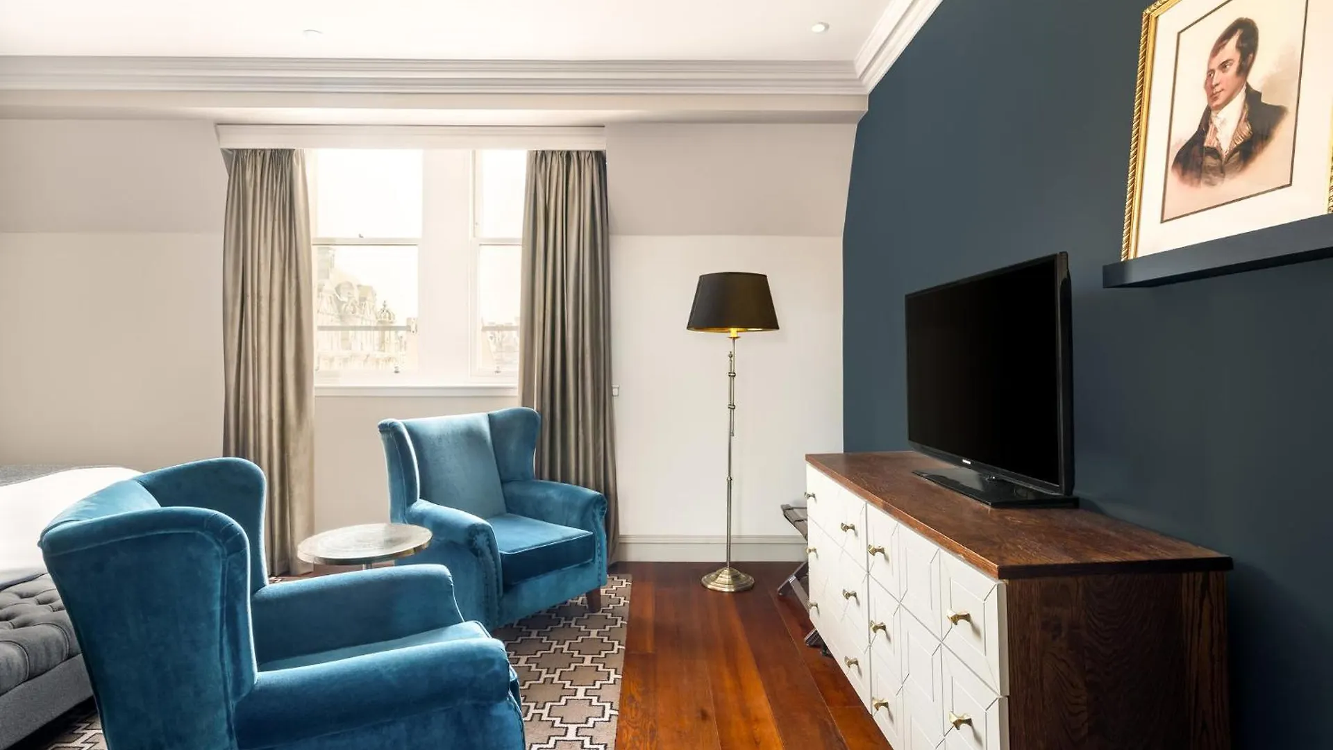 Hotel Indigo - Edinburgh - Princes Street By Ihg 4*,