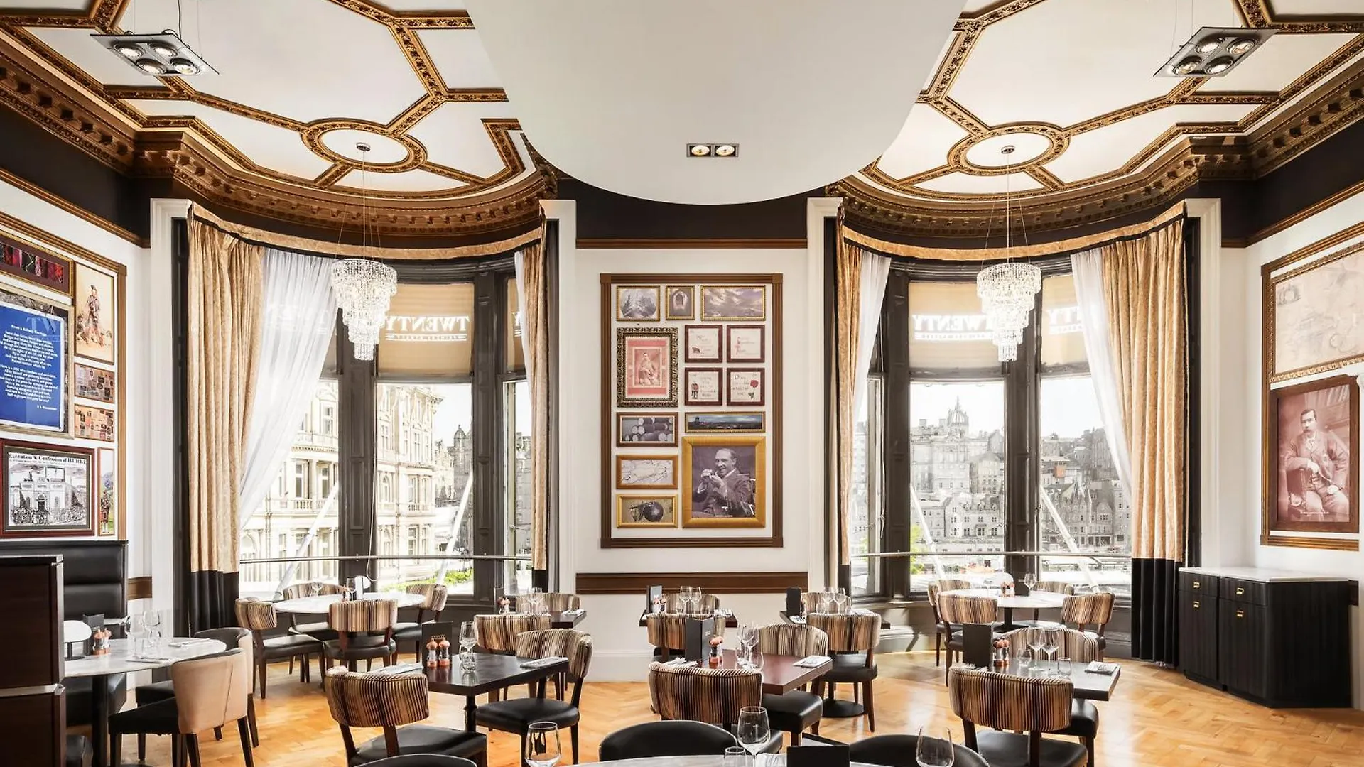 Hotel Indigo - Edinburgh - Princes Street By Ihg 4*,