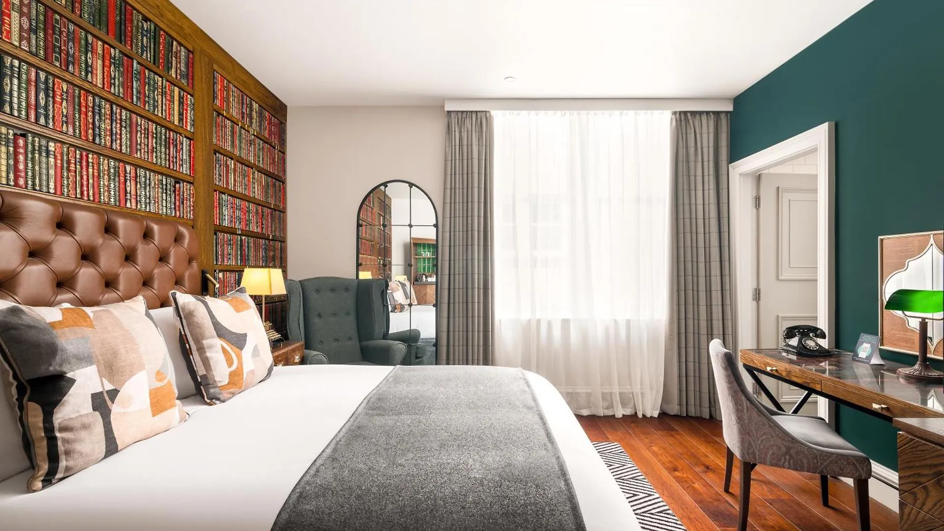 Hotel Indigo - Edinburgh - Princes Street By Ihg 4*,