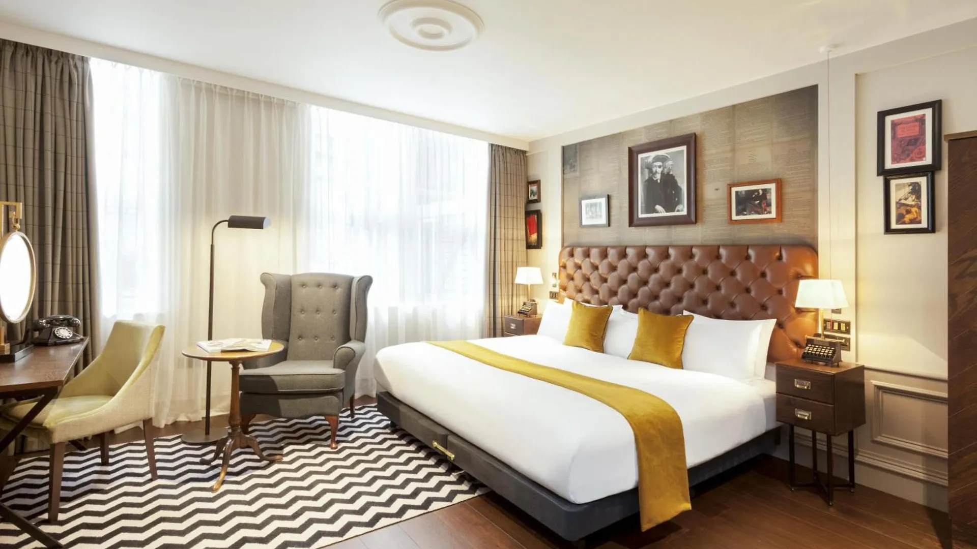****  Hotel Indigo - Edinburgh - Princes Street By Ihg Birleşik Krallık