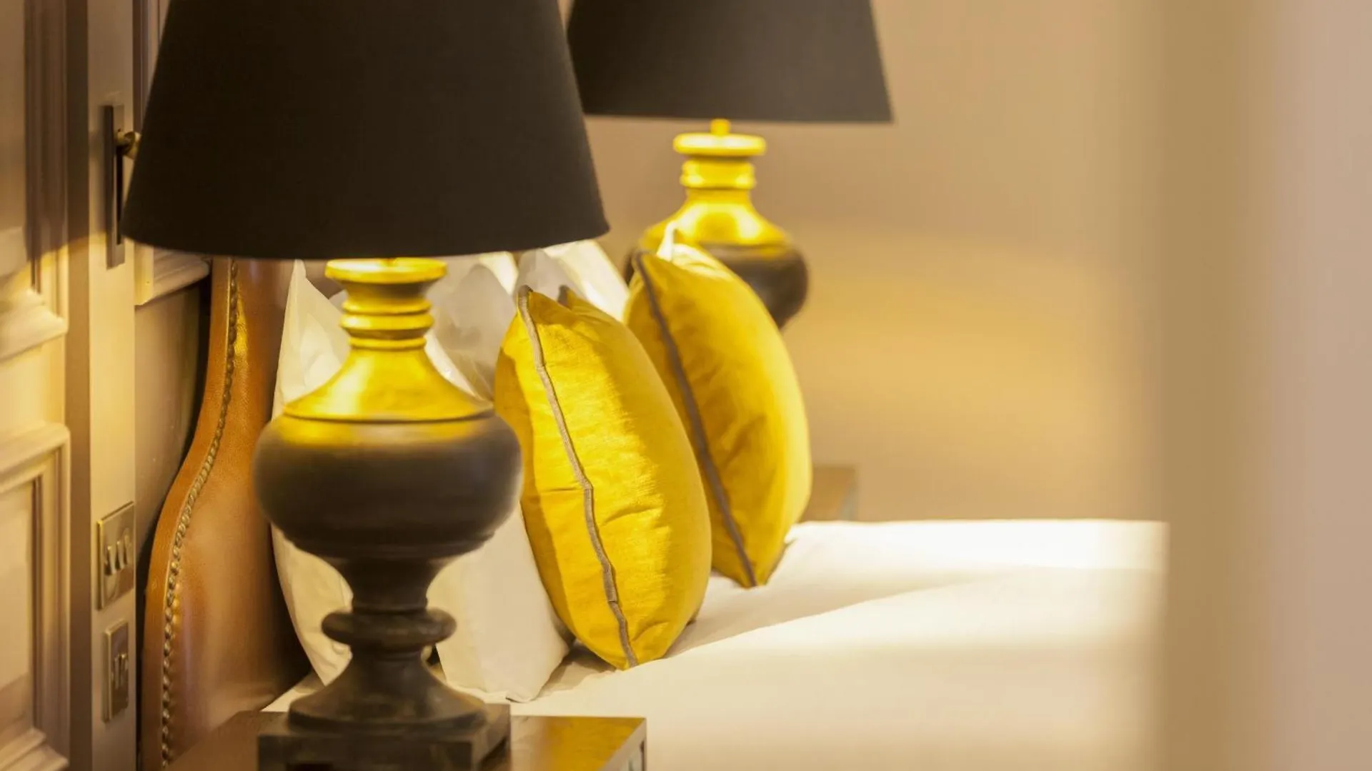 ****  Hotel Indigo - Edinburgh - Princes Street By Ihg Birleşik Krallık